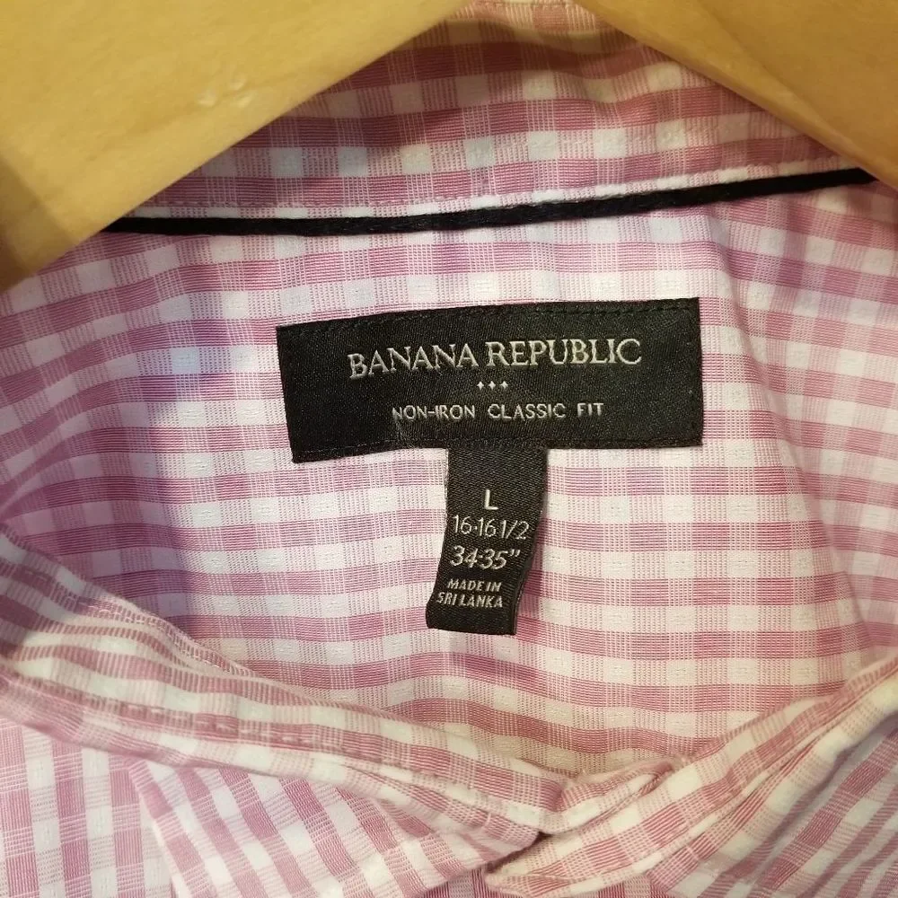 Banana Republic Plaid Lilac Button Down Large